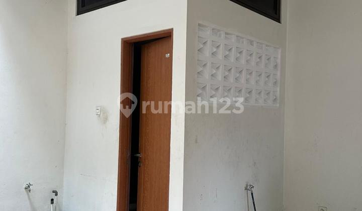 Di Jual Rumah Mewah Kotawisata 2