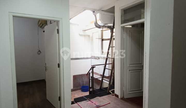 Di Jual Rumah Raffles Hills Siap Huni Baru Renov Dekat Trans Mall 2