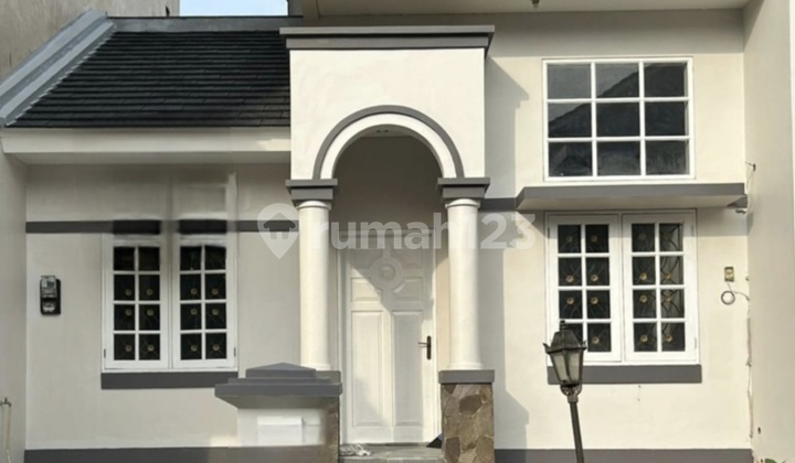 Di Jual Rumah 1 Lantai, di Kota Wisata,Sudah Renovasi