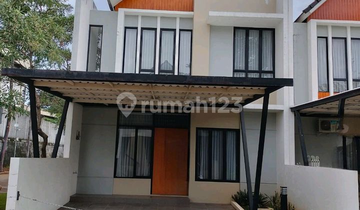 For Sale. Quick House in Metland Transyogi Near Kota Wisata.