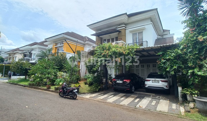 Dijual Rumah 2 Lantai Dengan Kolam Renang Dijual Rumah 2 Lantai Dengan Kolam Renang
