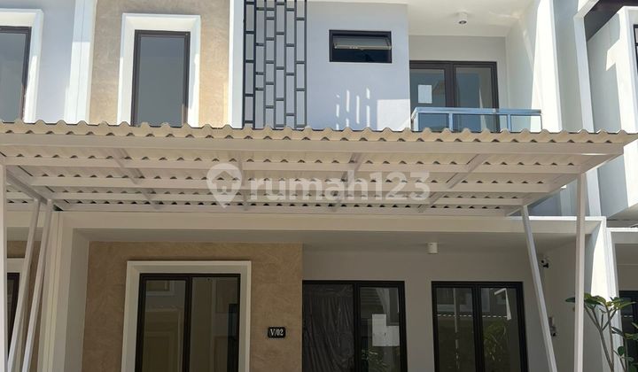 Rumah 2Lt Siap Huni Dekat ke Akses Toll & Stasiun LRT Cibubur