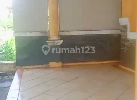 For Sale: Kota Wisata Cluster America House, Price Reduced from 1.35 Billion to 1.25 Billion, Slightly Negotiable. 2