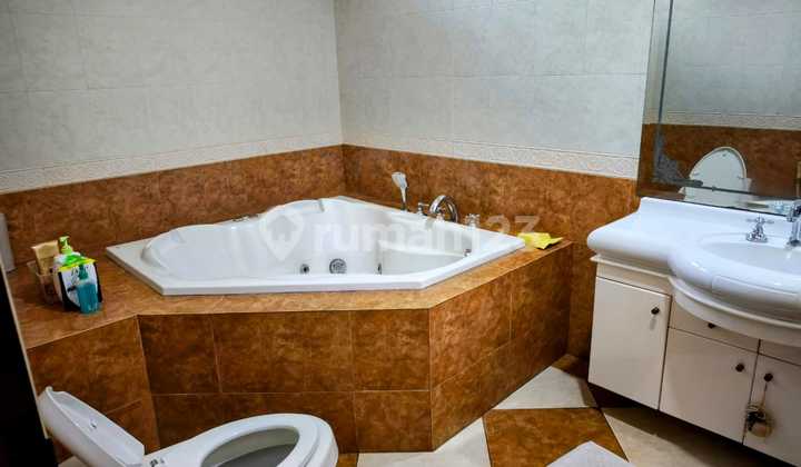 Rumah Puri Indah Lokasi Bagus 