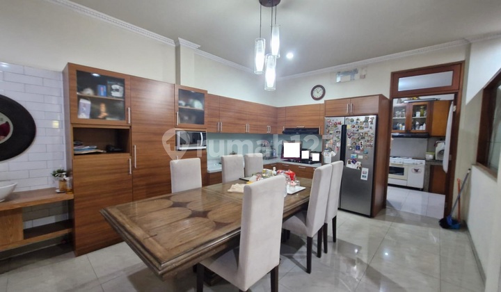 Rumah Mega Kebun Jeruk Siap Huni Rumah Mega Kebun Jeruk Siap Huni