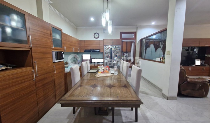 Rumah Mega Kebun Jeruk Siap Huni 2