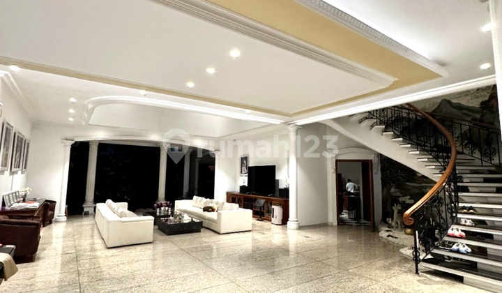 Rumah Mewah Classic Permata Buana