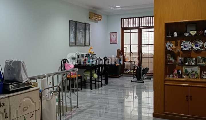 Rumah Interkon 2 Lantai 2