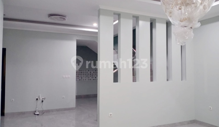 Rumah Baru Puri Kencana 3.5 Lantai Rumah Bagus Rumah Baru Puri Kencana 3.5 Lantai Rumah Bagus