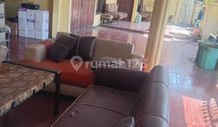 DIJUAL RUMAH DEPAN PASAR SOPONYONO GANDENG 2