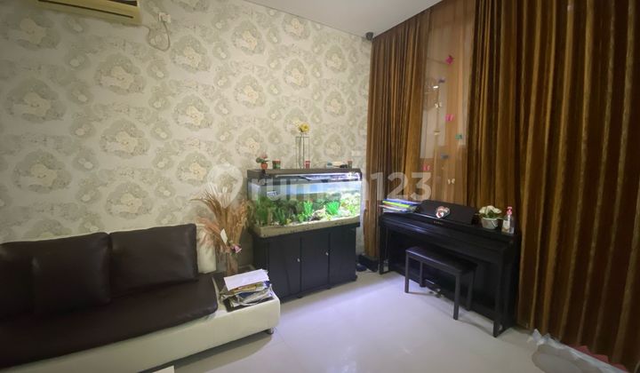 Dijual Rumah Semi Furnished Surabaya Timur 
