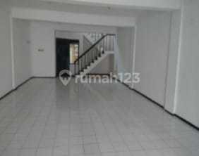 FOR SALE READY-TO-USE SHOP HOUSE PONDOK TJANDRA WARU SIDOARJO 2