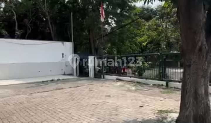 DIJUAL RUMAH JAMAN BELANDA 1LT SIAP HUNI DI PUSAT KOTA SURABAYA 1