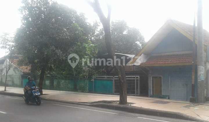 HOUSE FOR SALE 1ST FLOOR COMMERCIAL AREA A. YANI, SURABAYA 2