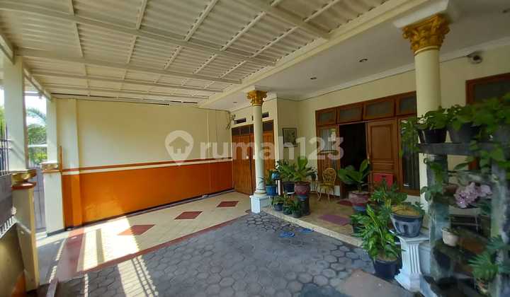 FOR SALE QUICKLY READY-TO-USE BOARDING HOUSE EAST SIWALANKERTO NEAR PETRA UNIVERSITY 2