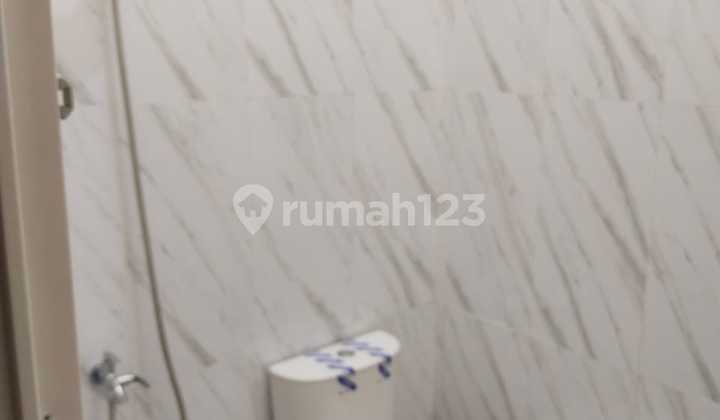 Dijual Rumah Siap Huni One Gate Sistem di Taman Wiguna Dekat Kampus UPN 2