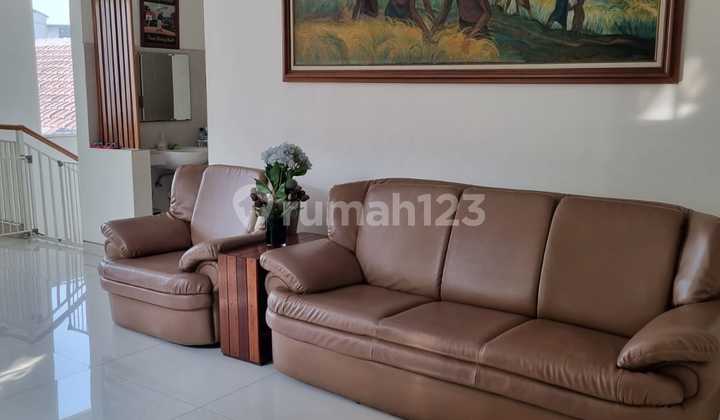 Luxury House for Sale Ready to Occupy in Kendangsari – Surabaya 2