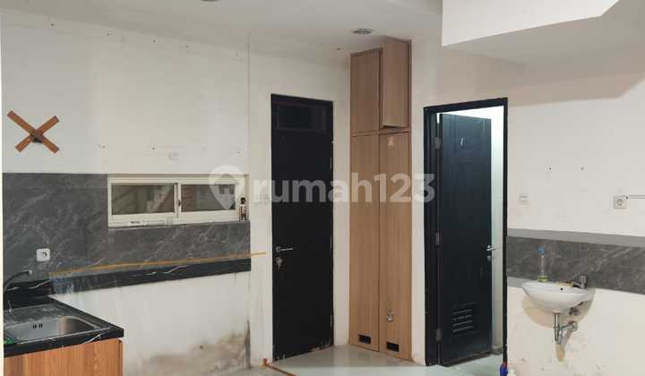 FOR SALE: 2-STORY MODERN HOUSE 1M+ IN WIYUNG HOUSING AREA 2