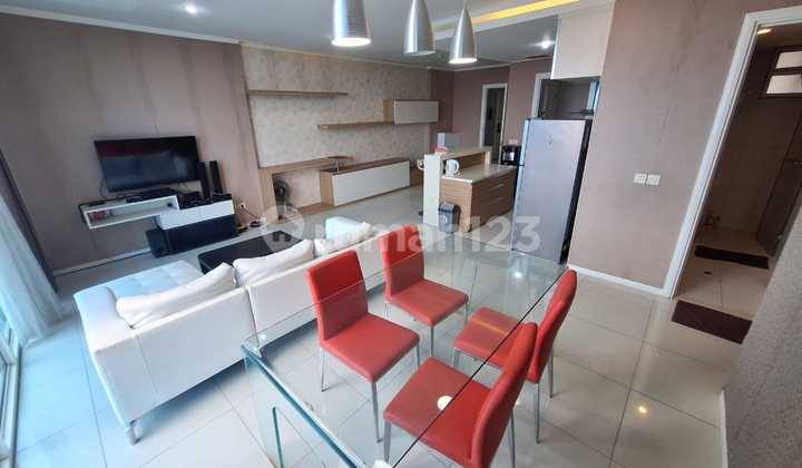 FOR RENT FURNISHED APARTMENT VUE TOWER CIPUTRA WORLD FOR RENT FURNISHED APARTMENT VUE TOWER CIPUTRA WORLD