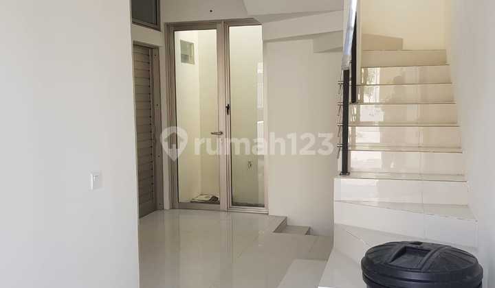 FOR SALE READY-TO-OCCUPY HOUSE GREENLAND RESIDENCE MENGANTI 2