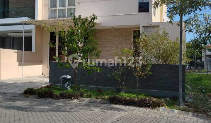 DIJUAL RUMAH SIAP HUNI WOODLAND CITRALAND