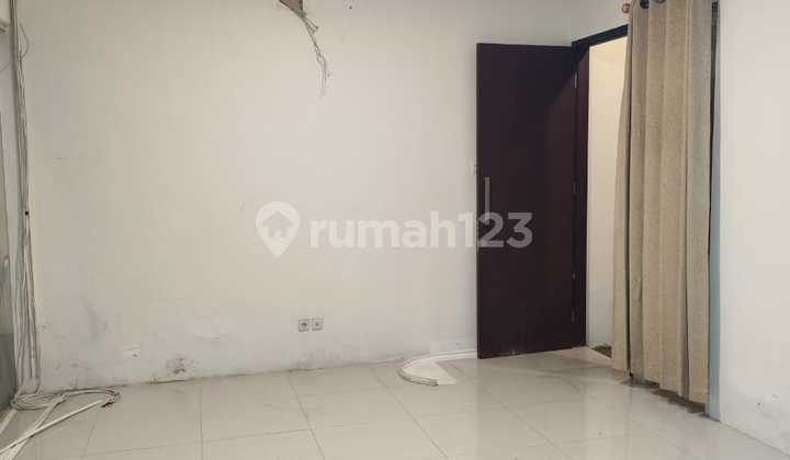 DIJUAL RUMAH MODERN 2 LANTAI 1M-AN DI PERUMAHAN AREA WIYUNG DIJUAL RUMAH MODERN 2 LANTAI 1M-AN DI PERUMAHAN AREA WIYUNG
