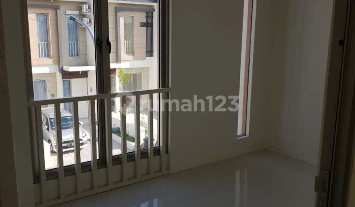 For Sale Ready-to-Occupy House in Garberra Cluster, Greenland Residence, Menganti 2