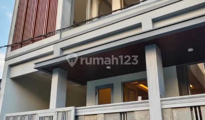 DIJUAL RUMAH BARU GRESS DI MANUKAN SURABAYA 1