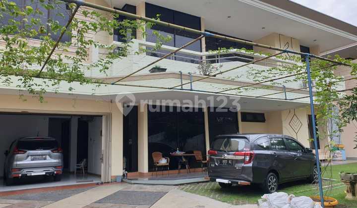 DIJUAL RUMAH DI RAYA SATELIT SURABAYA DIJUAL RUMAH DI RAYA SATELIT SURABAYA