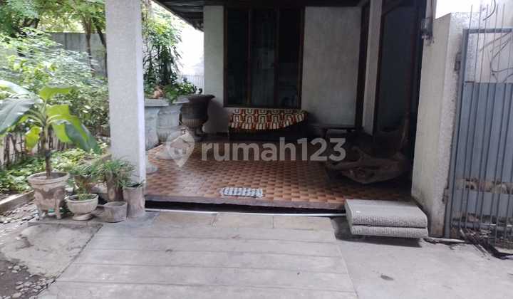 DIJUAL RUMAH SIAP HUNI SELANGKAH KE GRAND CITY & SENTRA KULINER