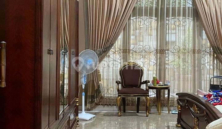 DIJUAL RUMAH MEWAH NOL JALAN RAYA KH. MANSYUR, SURABAYA 2