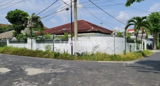 Dijual Rumah Murah Hitung Tanah di Babatan Pantai, Surabaya 1