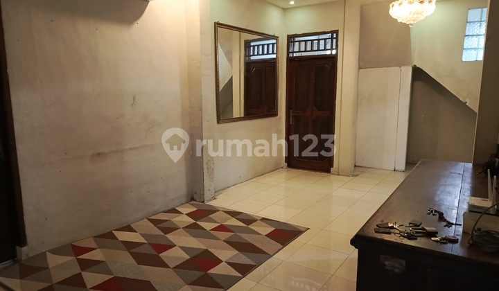 Rumah Kos 12 Kamar Dekat Univ Pakuan dan Mal Botani Square Rumah Kos 12 Kamar Dekat Univ Pakuan dan Mal Botani Square
