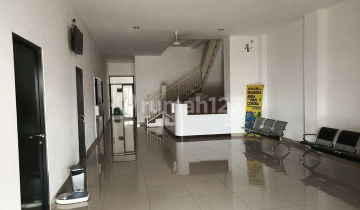 Ready-to-Occupy Commercial Building for Clinic or Office in Ciomas