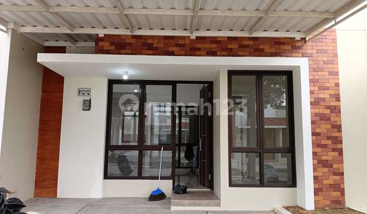Rumah Siap Huni Ada Kanopi Citra Sentul Raya