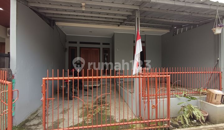 Rumah Kecil Laladon Cocok untuk Pasangan Baru Rumah Kecil Laladon Cocok untuk Pasangan Baru