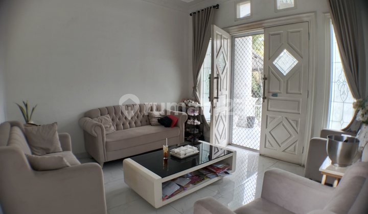 Rumah Mewah Dekat Pusat Belanja Dan Bisnis Gema Pesona Estate Depok 2