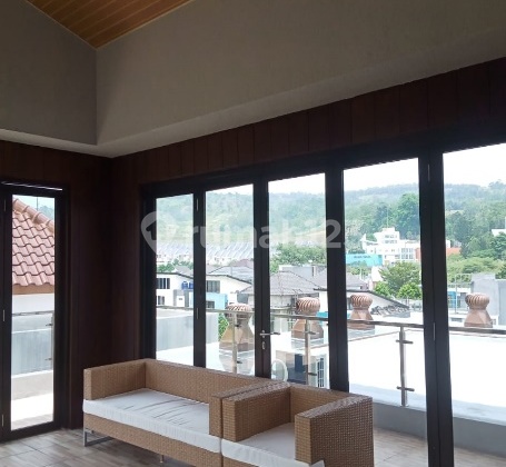 Rumah Modern Eksklusif Santorini Sentul City 2