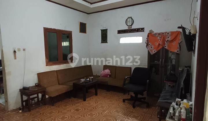 Rumah SHM 3 Kamar Tidur Tanah Sareal Akses 1 Mobil Pemukiman 2