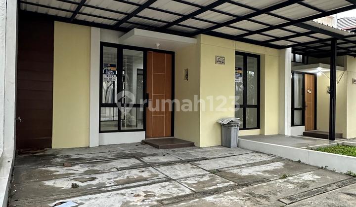 Ready-to-Occupy Rental House with Complete Mezzanine and Canopy Ready-to-Occupy Rental House with Complete Mezzanine and Canopy