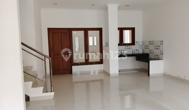 Minimalist 2-Story House at Bogor Lakeside 2