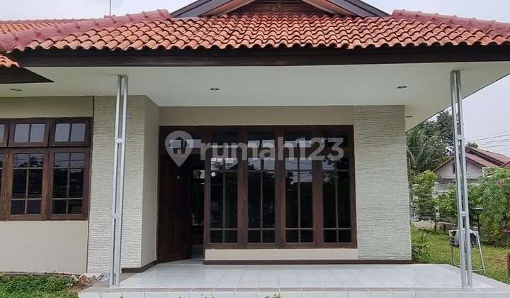 Nice House in Central Bogor Near Bogor Palace Nice House in Central Bogor Near Bogor Palace