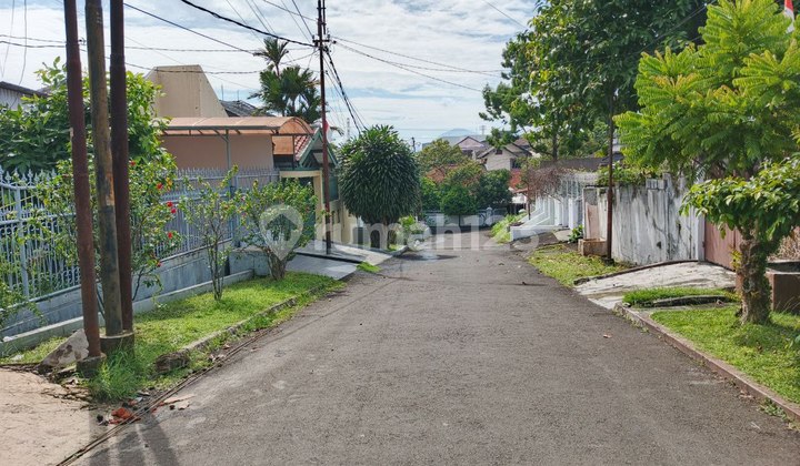 Rumah Strategis Di Bogor Baru Perlu Renovasi Totall 2