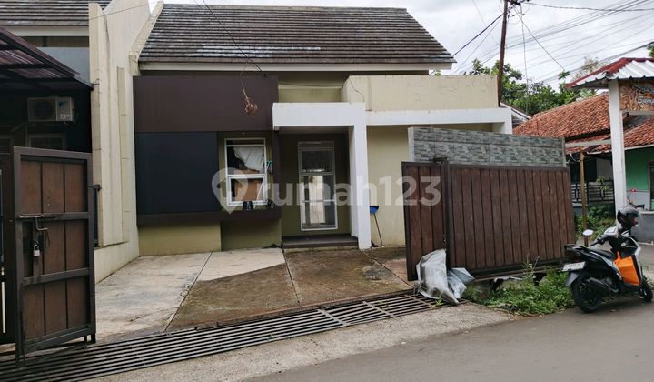Nice House on Gunung Batu Near Bogor Station