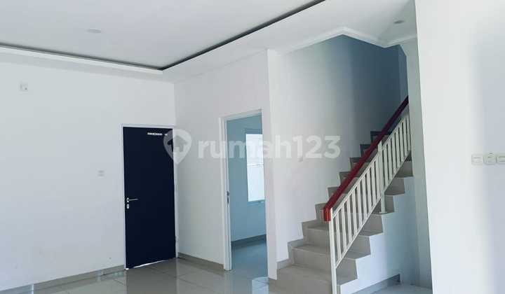 Rumah Bagus Dekat Stasiun Cilebut Bogor 2