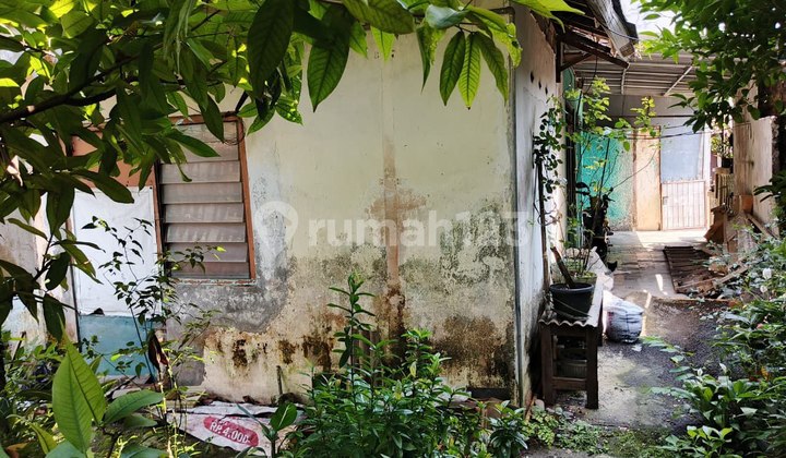 Strategic Land with SHM Near Bogor Station in Gunung Batu