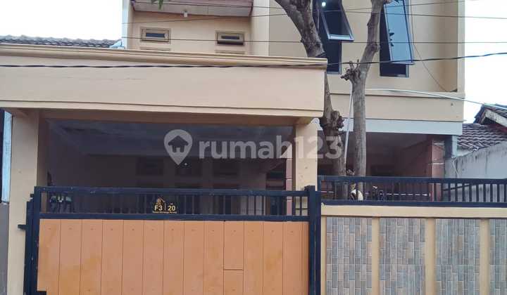 Two-Story Renovated House Ready to Occupy with SHM Near IPB Dramaga Campus