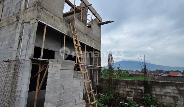 Mountain View House near Salak Station in Sindangbarang, Bogor City 2