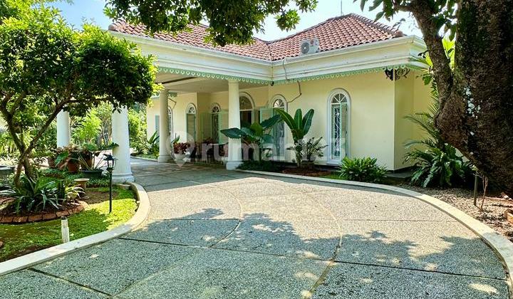 Rumah Mewah Hook Dengan Kolam Renang Di Jantung Kota Bogor 2