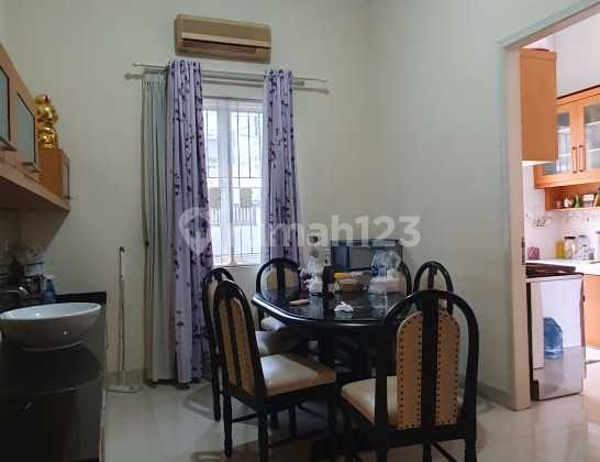 Nice &amp; Tidy House for Rent, 3-Story Building